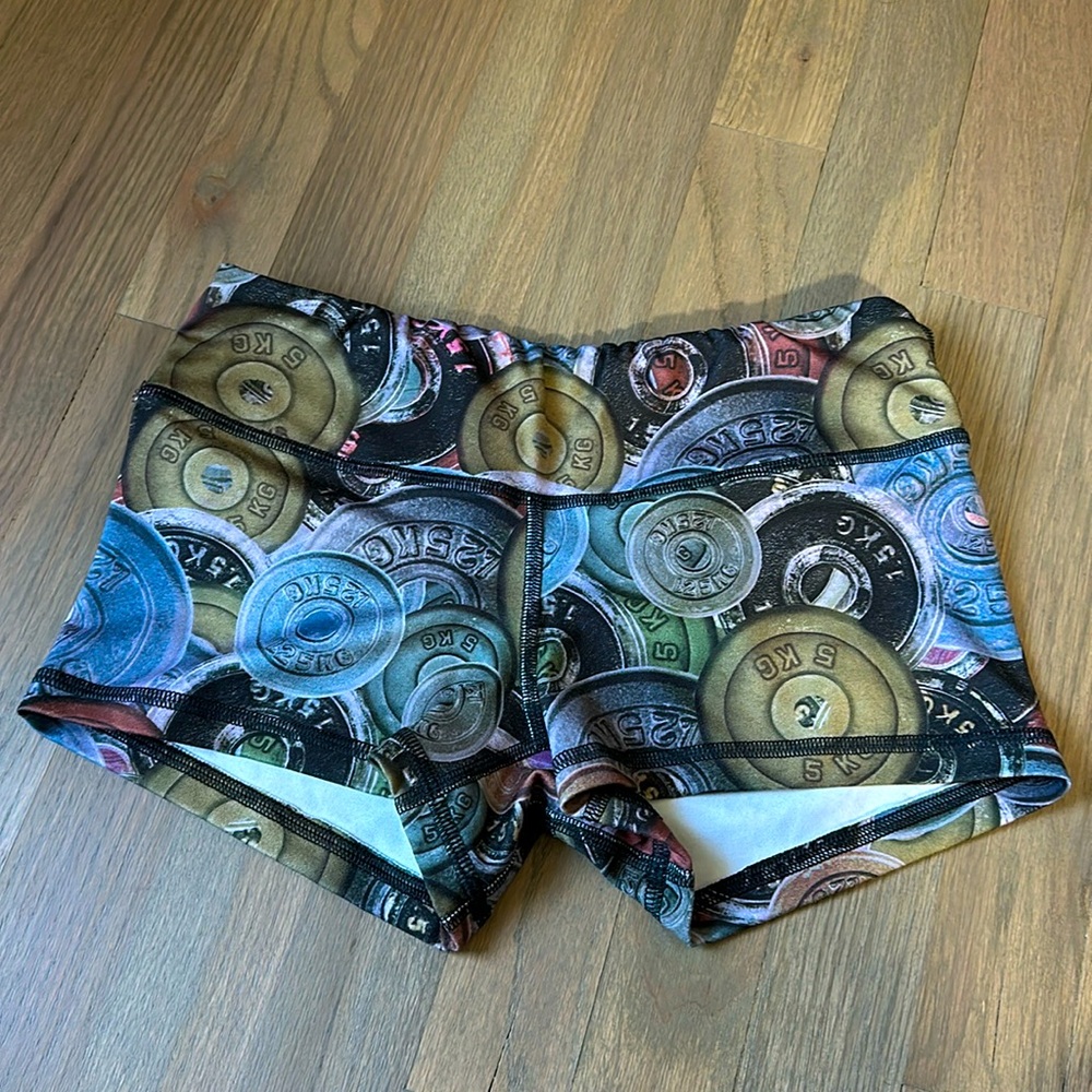 Fleo “Kilo print” shorts 2.5” inseam